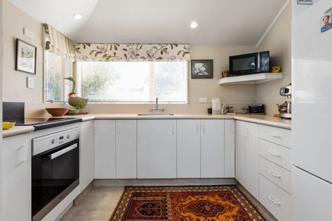 Photo of property in 9/180 Charles Street, Westshore, Napier, 4110