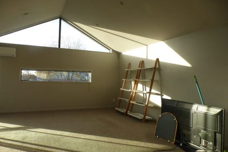 Photo of property in 4/450 Barbadoes Street, Edgeware, Christchurch, 8013
