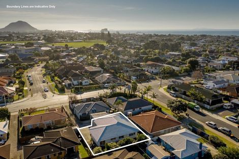 Photo of property in 14b Golf Road, Mount Maunganui, 3116