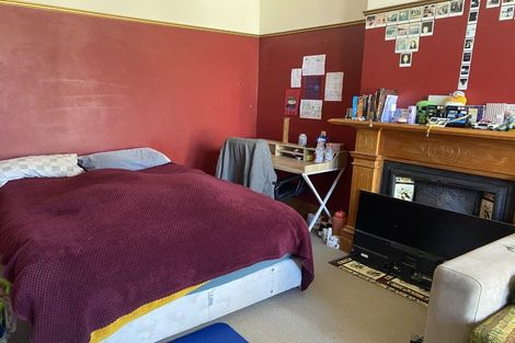 Photo of property in 54 Manor Place, Dunedin Central, Dunedin, 9016