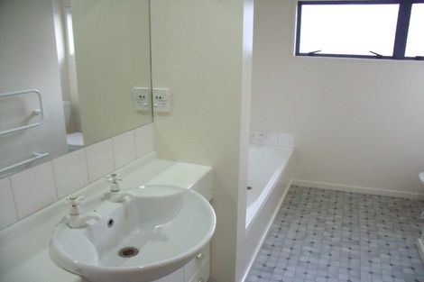 Photo of property in 3/56 London Street, Richmond, Christchurch, 8013