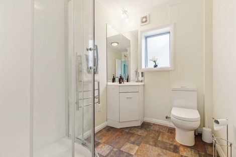 Photo of property in 11/72 Kitchener Road, Milford, Auckland, 0620