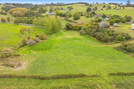 Photo of property in 83 Kanohi Road, Kaukapakapa, 0873