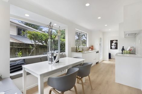 Photo of property in 15 Cunliffe Place, Glenfield, Auckland, 0629