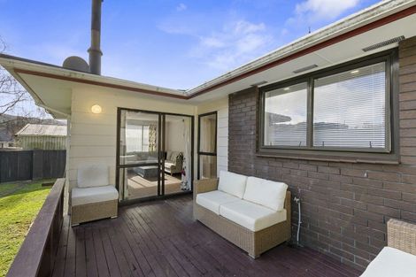 Photo of property in 2/12 Garnet Grove, Birchville, Upper Hutt, 5018