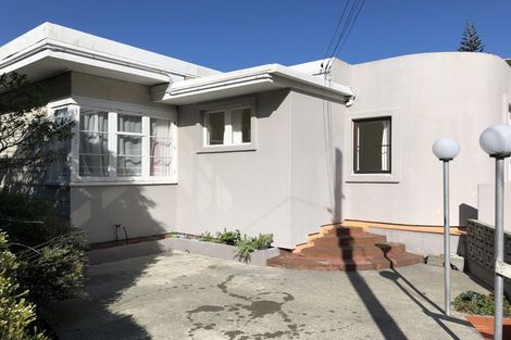Photo of property in 42 Farnham Street, Mornington, Wellington, 6021