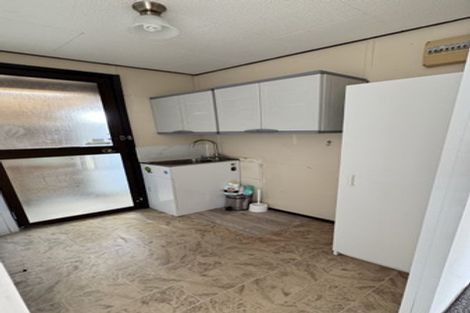 Photo of property in 121 Shifnal Drive, Randwick Park, Auckland, 2105