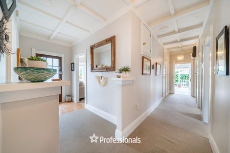 Photo of property in 2 Ropata Crescent, Boulcott, Lower Hutt, 5010