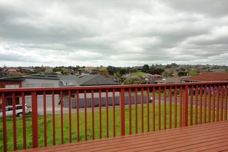 Photo of property in 34b Mark Edward Drive, Half Moon Bay, Auckland, 2012