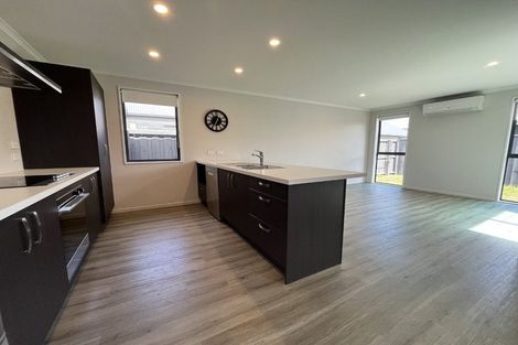 Photo of property in 34 William Dawson Crescent, Wigram, Christchurch, 8025