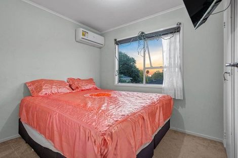 Photo of property in 11 Fairdale Avenue, Red Hill, Papakura, 2110