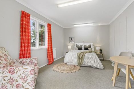 Photo of property in 4 Crossley Street, Katikati, 3129