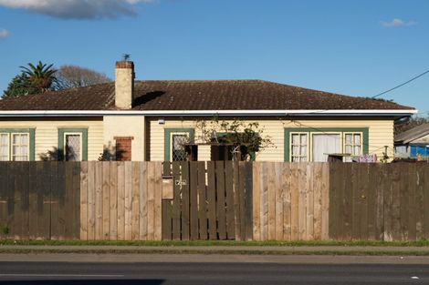 Photo of property in 234 Massey Road, Mangere East, Auckland, 2024