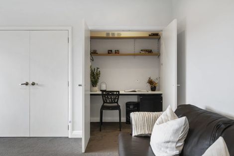 Photo of property in 58 Clarence Road, Northcote Point, Auckland, 0627