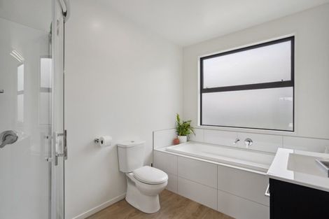 Photo of property in 8 Mount Burke Street, Wanaka, 9305