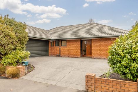 Photo of property in 23a Farquhars Road, Redwood, Christchurch, 8051