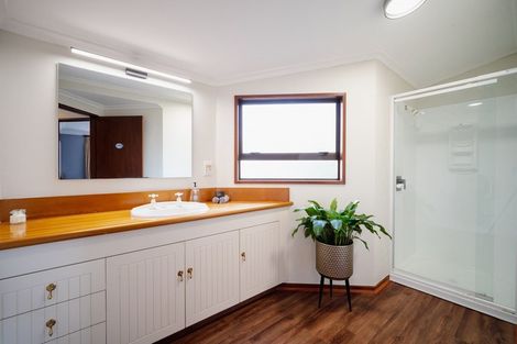 Photo of property in 35 Mcfadden Drive, Mosgiel, 9024