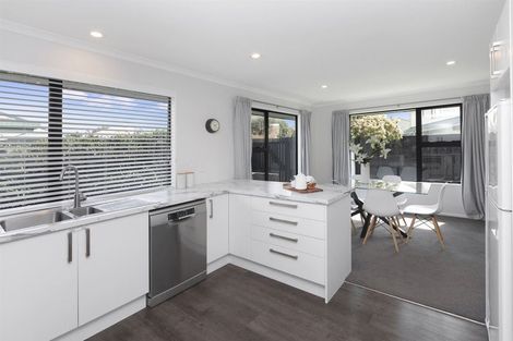 Photo of property in 3a Becmead Drive, Harewood, Christchurch, 8051