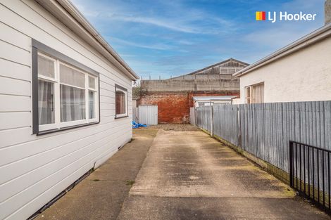 Photo of property in 8 Osmond Street, South Dunedin, Dunedin, 9012
