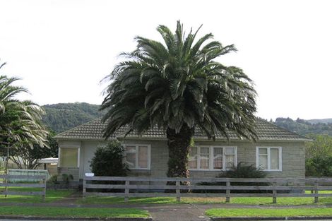 Photo of property in 15 Hunter Street, Taita, Lower Hutt, 5011