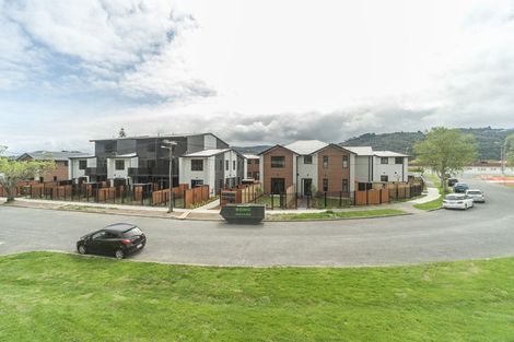 Photo of property in 2/12 Rainey Grove, Taita, Lower Hutt, 5011