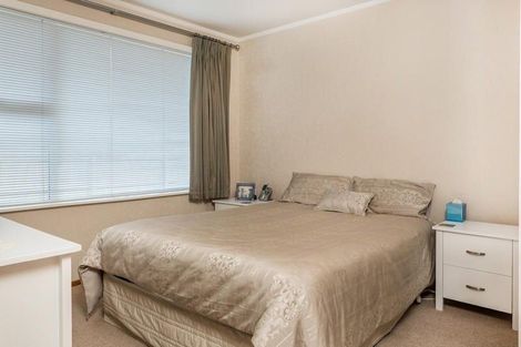 Photo of property in 1/3 Taikata Road, Te Atatu Peninsula, Auckland, 0610