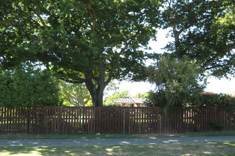 Photo of property in 81 Hawthornden Road, Avonhead, Christchurch, 8042