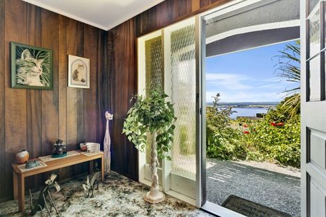 Photo of property in 90 Wakeman Road, Acacia Bay, Taupo, 3330