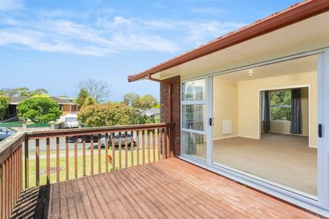 Photo of property in 1/2 Gretel Place, Hillcrest, Auckland, 0627