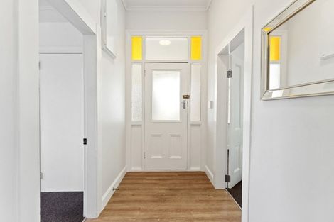 Photo of property in 28 Alma Road, Gonville, Whanganui, 4501