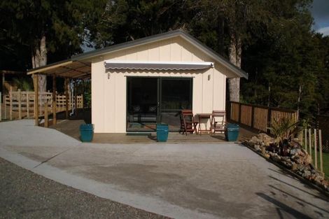 Photo of property in 134 Kohinui Road, Parua Bay, Onerahi, 0192