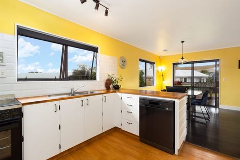 Photo of property in 16 Westminster Drive, Owhata, Rotorua, 3010