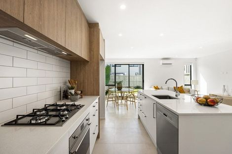 Photo of property in 104e Pepene Avenue, Takanini, 2112