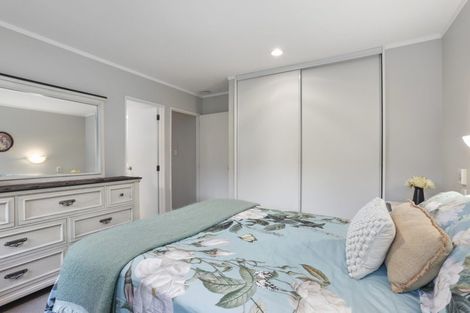 Photo of property in 9 Meynell Court, Glen Eden, Auckland, 0602