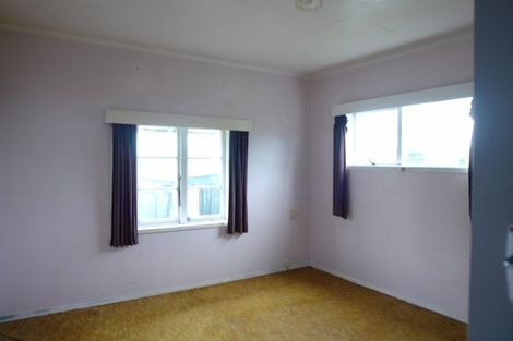 Photo of property in 26 Albany Street, Patea, 4520