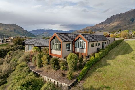 Photo of property in 4 Mckellar Drive, Jacks Point, Queenstown, 9371