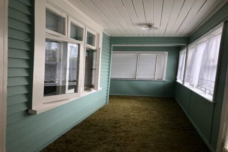 Photo of property in 17 Devon Street, Levin, 5510