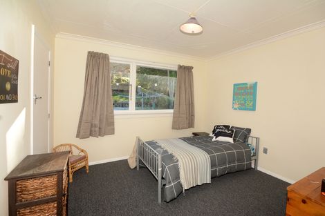 Photo of property in 27 Stephen Street, Halfway Bush, Dunedin, 9010