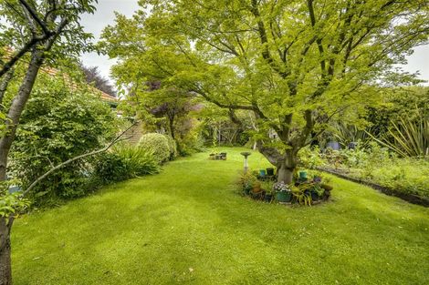 Photo of property in 16 Plassey Street, Havelock North, 4130