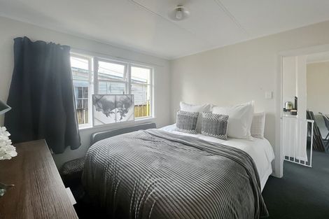 Photo of property in 2/106 Linton Street, West End, Palmerston North, 4410