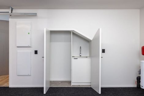 Photo of property in 1/360 Montreal Street, Christchurch Central, Christchurch, 8013
