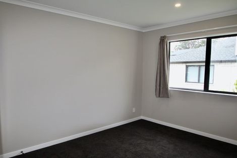 Photo of property in 8 Blewitt Court, Swanson, Auckland, 0614