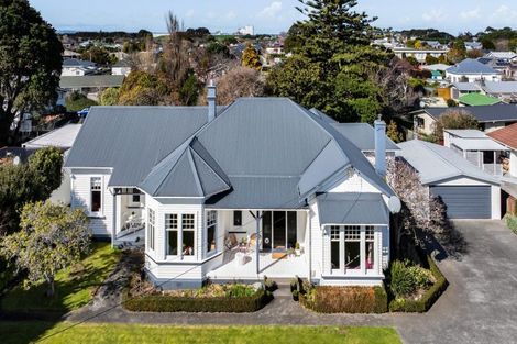 Photo of property in 33 Dives Avenue, Hawera, 4610