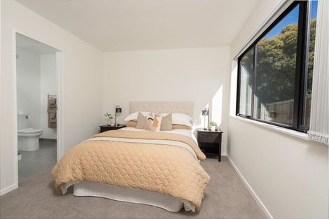 Photo of property in 22 Tukari Lane, Mangere Bridge, Auckland, 2022