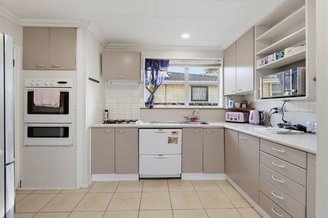 Photo of property in 1 Bush Street, Rangiora, 7400