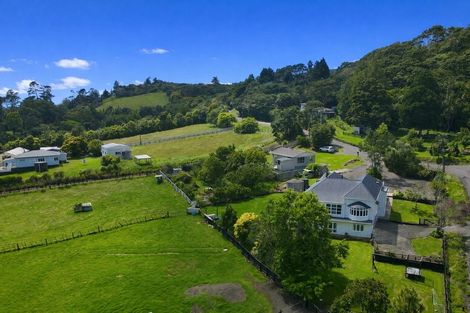 Photo of property in 12 Mildon Road, Waitakere, Auckland, 0782