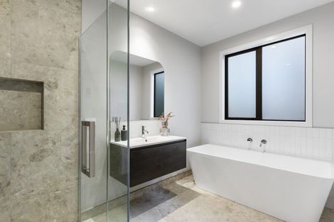 Photo of property in 49 Fencourt Road, Cambridge, 3496