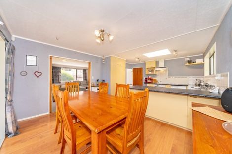 Photo of property in 25 Roband Crescent, Brown Owl, Upper Hutt, 5018