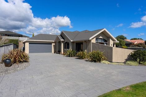 Photo of property in 101 Realm Drive, Paraparaumu, 5032