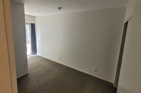 Photo of property in Luxford Villas, 107/72 Herald Street, Berhampore, Wellington, 6023